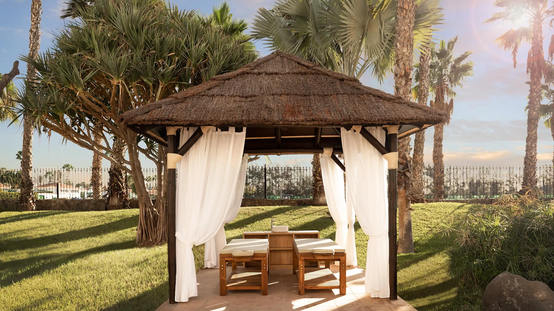 **** Hotel Tabaiba Princess Maspalomas  Španělsko